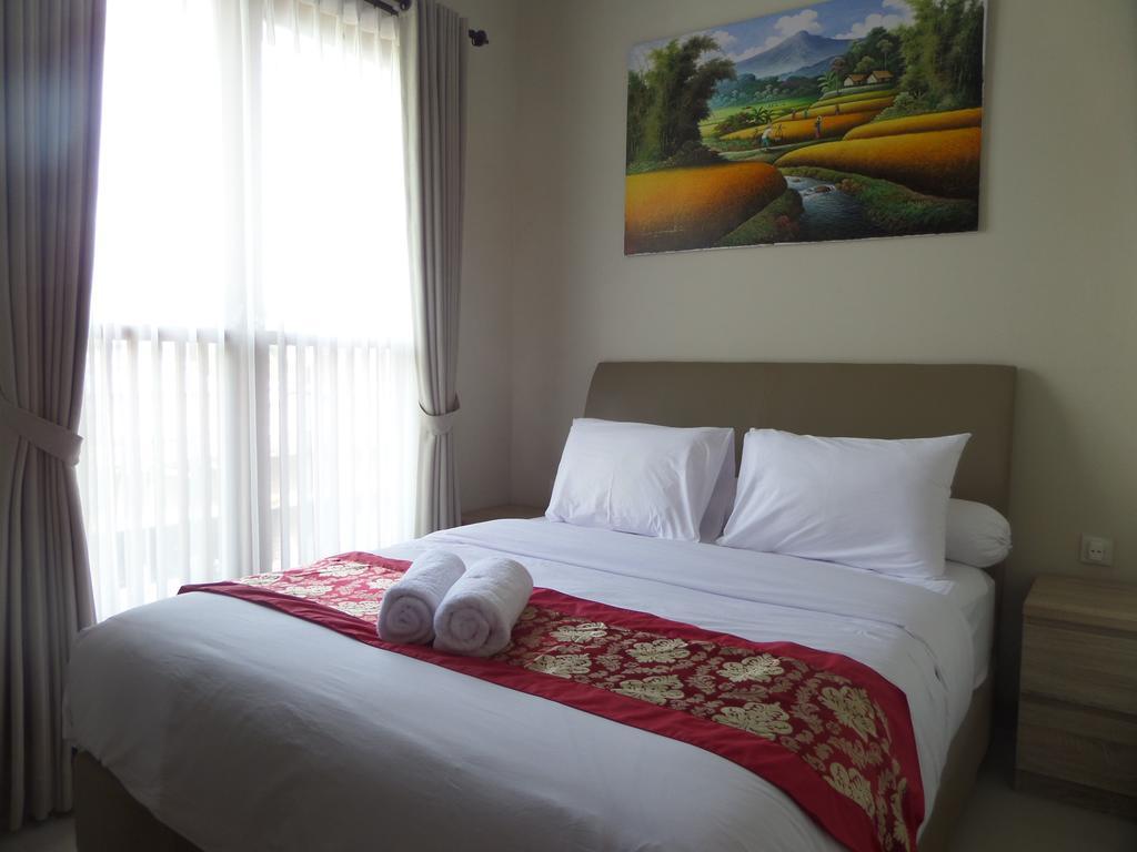 Royal Majesty Villas Kuta  Exterior photo